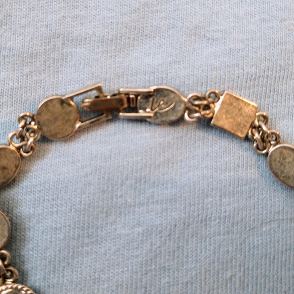Liz Claiborne Metal Stone Bracelet - Picture 10 of 10